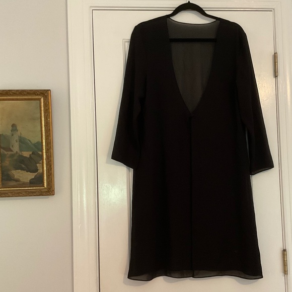 Duster in Black with One Button Closure - Picture 1 of 3
